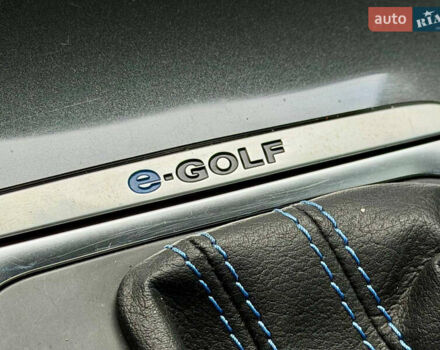 Белый Фольксваген e-Golf, объемом двигателя 0 л и пробегом 90 тыс. км за 12200 $, фото 16 на Automoto.ua