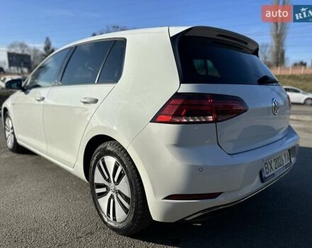 Білий Фольксваген e-Golf, об'ємом двигуна 0 л та пробігом 126 тис. км за 11900 $, фото 15 на Automoto.ua