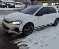 Белый Фольксваген e-Golf, объемом двигателя 0 л и пробегом 70 тыс. км за 12800 $, фото 2 на Automoto.ua