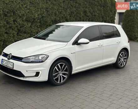 Білий Фольксваген e-Golf, об'ємом двигуна 0 л та пробігом 60 тис. км за 15490 $, фото 2 на Automoto.ua
