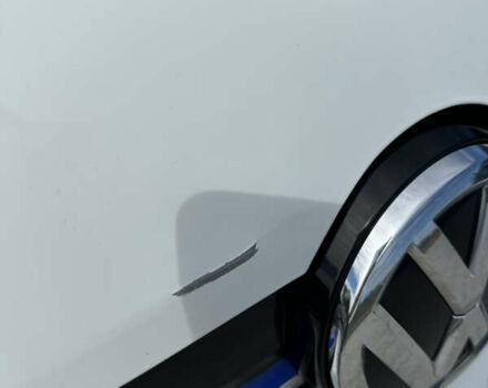 Белый Фольксваген e-Golf, объемом двигателя 0 л и пробегом 126 тыс. км за 12700 $, фото 1 на Automoto.ua