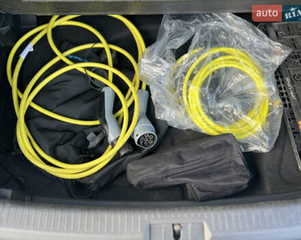 Белый Фольксваген e-Golf, объемом двигателя 0 л и пробегом 56 тыс. км за 13200 $, фото 37 на Automoto.ua