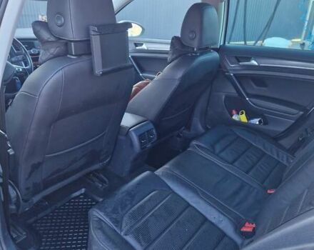 Белый Фольксваген e-Golf, объемом двигателя 0 л и пробегом 125 тыс. км за 13700 $, фото 10 на Automoto.ua