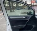 Белый Фольксваген e-Golf, объемом двигателя 0 л и пробегом 133 тыс. км за 15500 $, фото 12 на Automoto.ua