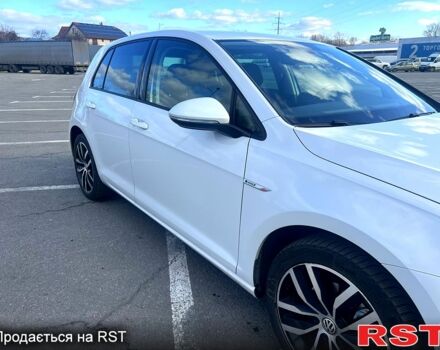 Белый Фольксваген e-Golf, объемом двигателя 0 л и пробегом 165 тыс. км за 12500 $, фото 4 на Automoto.ua