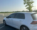 Белый Фольксваген e-Golf, объемом двигателя 0 л и пробегом 156 тыс. км за 12300 $, фото 2 на Automoto.ua