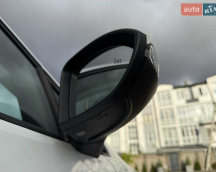 Белый Фольксваген e-Golf, объемом двигателя 0 л и пробегом 84 тыс. км за 14200 $, фото 21 на Automoto.ua