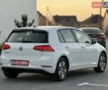 Белый Фольксваген e-Golf, объемом двигателя 0 л и пробегом 127 тыс. км за 13199 $, фото 16 на Automoto.ua