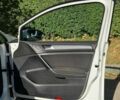 Белый Фольксваген e-Golf, объемом двигателя 0 л и пробегом 77 тыс. км за 14500 $, фото 42 на Automoto.ua