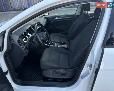 Белый Фольксваген e-Golf, объемом двигателя 0 л и пробегом 177 тыс. км за 10800 $, фото 11 на Automoto.ua