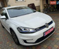 Белый Фольксваген e-Golf, объемом двигателя 0 л и пробегом 137 тыс. км за 12999 $, фото 47 на Automoto.ua