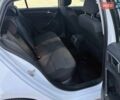 Белый Фольксваген e-Golf, объемом двигателя 0 л и пробегом 184 тыс. км за 11500 $, фото 23 на Automoto.ua
