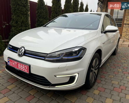 Белый Фольксваген e-Golf, объемом двигателя 0 л и пробегом 137 тыс. км за 12999 $, фото 9 на Automoto.ua