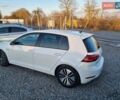 Белый Фольксваген e-Golf, объемом двигателя 0 л и пробегом 78 тыс. км за 12950 $, фото 5 на Automoto.ua