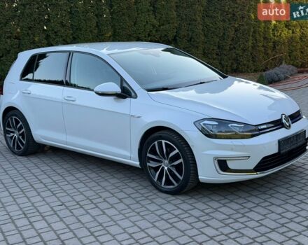 Білий Фольксваген e-Golf, об'ємом двигуна 0 л та пробігом 129 тис. км за 14900 $, фото 1 на Automoto.ua