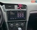 Белый Фольксваген e-Golf, объемом двигателя 0 л и пробегом 102 тыс. км за 13800 $, фото 31 на Automoto.ua