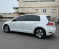 Білий Фольксваген e-Golf, об'ємом двигуна 0 л та пробігом 89 тис. км за 16700 $, фото 7 на Automoto.ua
