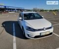 Белый Фольксваген e-Golf, объемом двигателя 0 л и пробегом 89 тыс. км за 15300 $, фото 1 на Automoto.ua