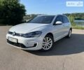 Белый Фольксваген e-Golf, объемом двигателя 0 л и пробегом 97 тыс. км за 13999 $, фото 20 на Automoto.ua