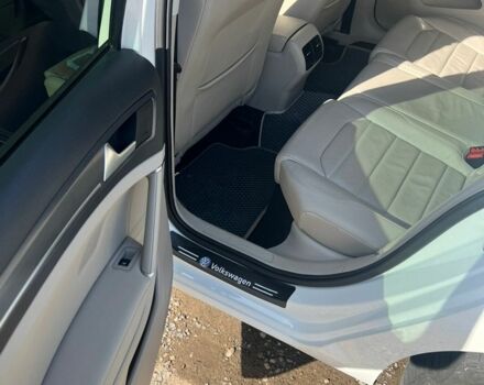 Белый Фольксваген e-Golf, объемом двигателя 0 л и пробегом 89 тыс. км за 16700 $, фото 16 на Automoto.ua