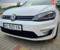 Белый Фольксваген e-Golf, объемом двигателя 0 л и пробегом 100 тыс. км за 14600 $, фото 13 на Automoto.ua