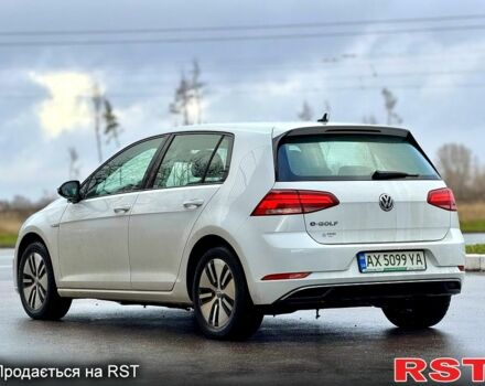 Білий Фольксваген e-Golf, об'ємом двигуна 0.14 л та пробігом 90 тис. км за 12950 $, фото 1 на Automoto.ua