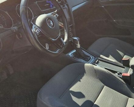 Білий Фольксваген e-Golf, об'ємом двигуна 0 л та пробігом 138 тис. км за 12500 $, фото 9 на Automoto.ua