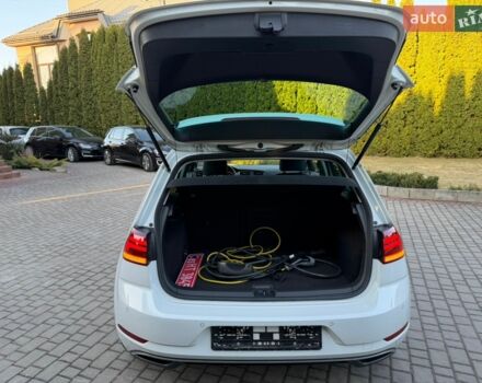 Білий Фольксваген e-Golf, об'ємом двигуна 0 л та пробігом 129 тис. км за 14900 $, фото 112 на Automoto.ua