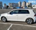 Белый Фольксваген e-Golf, объемом двигателя 0 л и пробегом 89 тыс. км за 15300 $, фото 2 на Automoto.ua