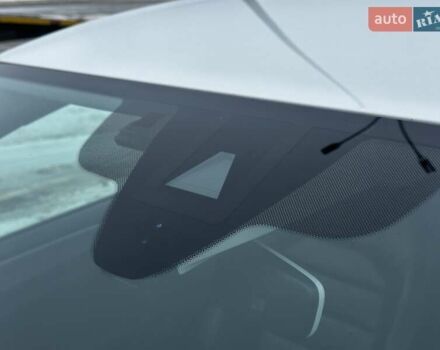 Белый Фольксваген e-Golf, объемом двигателя 0 л и пробегом 183 тыс. км за 12399 $, фото 17 на Automoto.ua