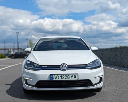 Белый Фольксваген e-Golf, объемом двигателя 0 л и пробегом 160 тыс. км за 14000 $, фото 7 на Automoto.ua