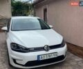 Белый Фольксваген e-Golf, объемом двигателя 0 л и пробегом 131 тыс. км за 13799 $, фото 1 на Automoto.ua