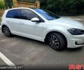 Белый Фольксваген e-Golf, объемом двигателя 36 л и пробегом 112 тыс. км за 14300 $, фото 9 на Automoto.ua