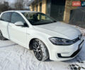 Белый Фольксваген e-Golf, объемом двигателя 0 л и пробегом 174 тыс. км за 11900 $, фото 10 на Automoto.ua