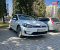 Белый Фольксваген e-Golf, объемом двигателя 0 л и пробегом 92 тыс. км за 15000 $, фото 8 на Automoto.ua