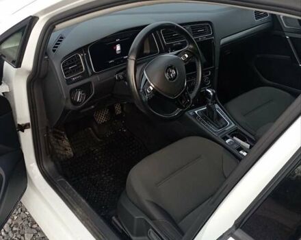 Білий Фольксваген e-Golf, об'ємом двигуна 0 л та пробігом 132 тис. км за 13000 $, фото 8 на Automoto.ua