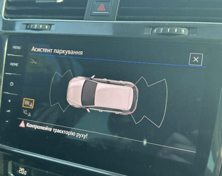 Белый Фольксваген e-Golf, объемом двигателя 0 л и пробегом 156 тыс. км за 12300 $, фото 16 на Automoto.ua