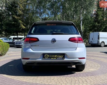 Білий Фольксваген e-Golf, об'ємом двигуна 0 л та пробігом 93 тис. км за 13900 $, фото 5 на Automoto.ua