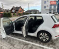 Белый Фольксваген e-Golf, объемом двигателя 0 л и пробегом 84 тыс. км за 14200 $, фото 34 на Automoto.ua