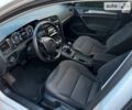 Белый Фольксваген e-Golf, объемом двигателя 0 л и пробегом 83 тыс. км за 16850 $, фото 13 на Automoto.ua