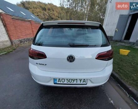 Белый Фольксваген e-Golf, объемом двигателя 0 л и пробегом 70 тыс. км за 13600 $, фото 3 на Automoto.ua
