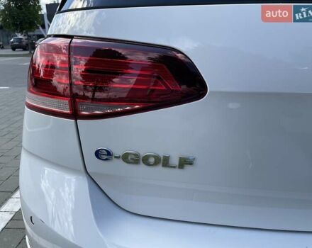 Білий Фольксваген e-Golf, об'ємом двигуна 0 л та пробігом 102 тис. км за 14200 $, фото 35 на Automoto.ua