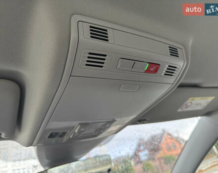 Белый Фольксваген e-Golf, объемом двигателя 0 л и пробегом 84 тыс. км за 14200 $, фото 65 на Automoto.ua