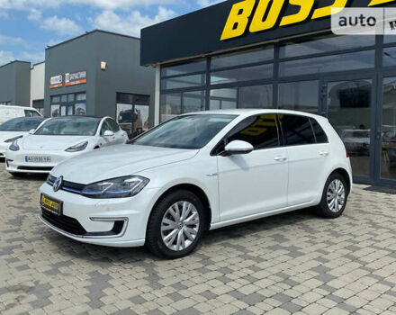 Белый Фольксваген e-Golf, объемом двигателя 0 л и пробегом 22 тыс. км за 20500 $, фото 6 на Automoto.ua