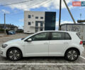 Белый Фольксваген e-Golf, объемом двигателя 0 л и пробегом 84 тыс. км за 14200 $, фото 8 на Automoto.ua