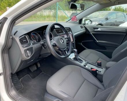 Белый Фольксваген e-Golf, объемом двигателя 0 л и пробегом 26 тыс. км за 14900 $, фото 1 на Automoto.ua