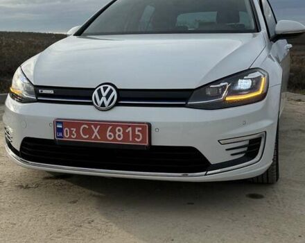 Білий Фольксваген e-Golf, об'ємом двигуна 0 л та пробігом 75 тис. км за 14650 $, фото 6 на Automoto.ua