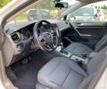 Белый Фольксваген e-Golf, объемом двигателя 0 л и пробегом 47 тыс. км за 13900 $, фото 1 на Automoto.ua