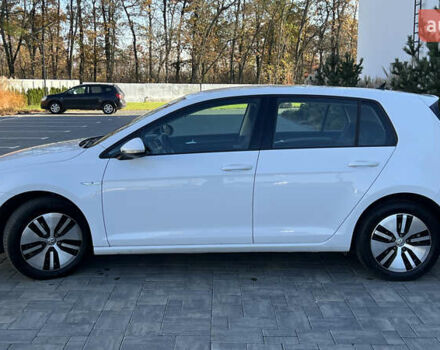 Белый Фольксваген e-Golf, объемом двигателя 0 л и пробегом 84 тыс. км за 13250 $, фото 8 на Automoto.ua