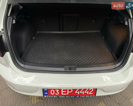 Белый Фольксваген e-Golf, объемом двигателя 0 л и пробегом 145 тыс. км за 14590 $, фото 136 на Automoto.ua